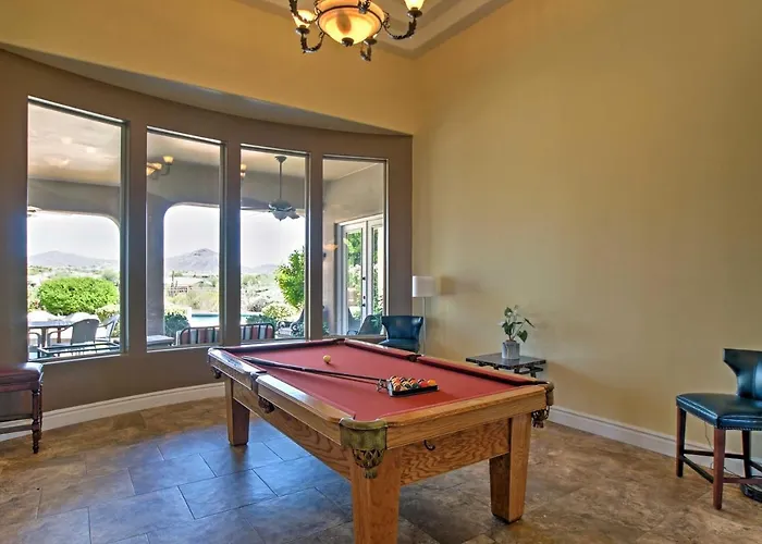 Luxe W/ Pool & Mountain Views! Dom wakacyjny *